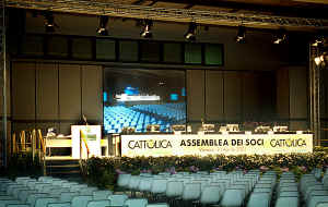 Cattolica-2001.jpg (200335 byte)